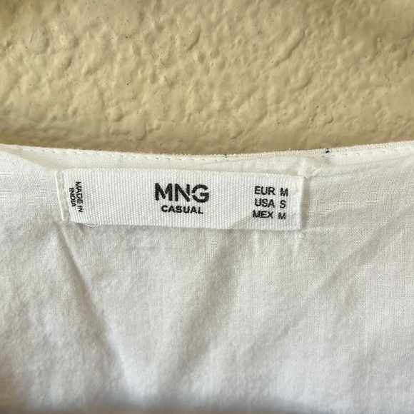 Mango sleeveless buttoned  wrap white with blue line dress , size US S - Picture 3 of 15